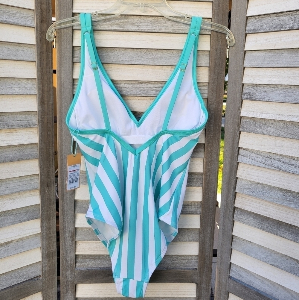 Women's V-Neck Over the Shoulder High Leg One Piece Swimsuit | Kona Sol | Medium - Picture 5 of 9